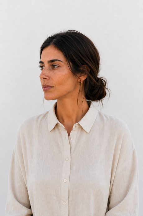 Ona — near profile